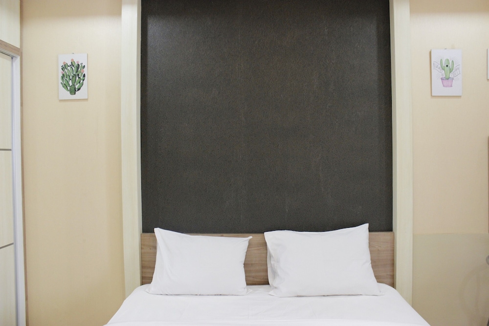 minimalist studio gateway ahmad yani
