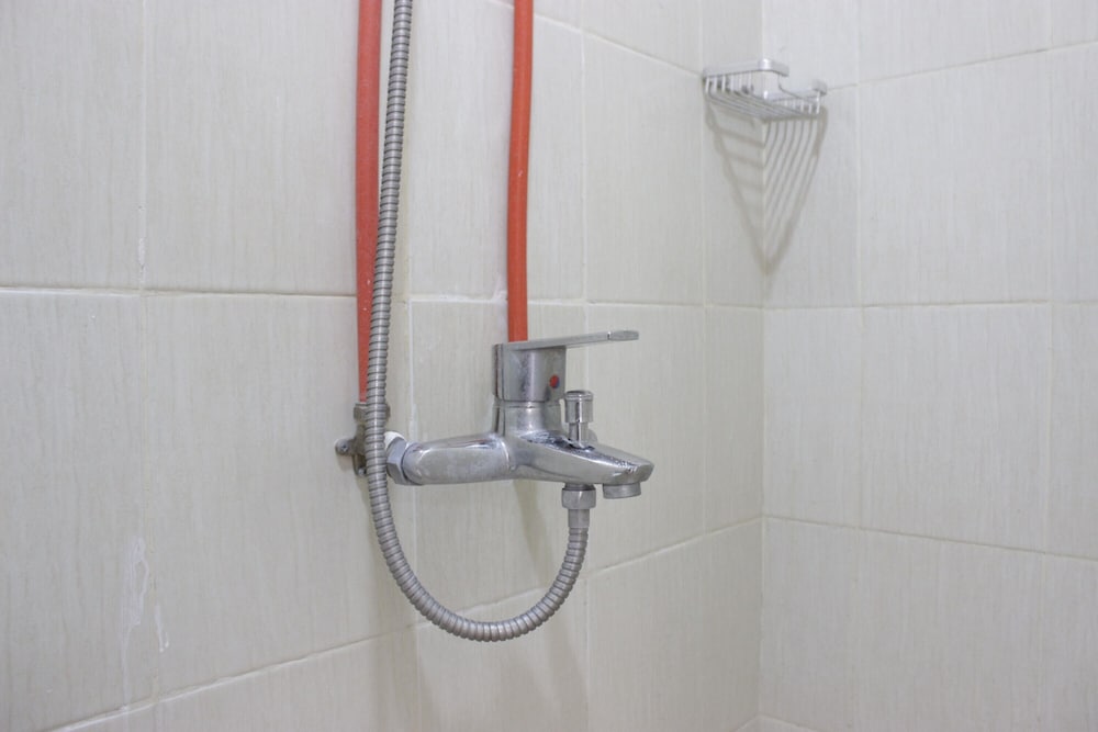 appropriate studio apartment at easton park residence jatinangor near ipdn