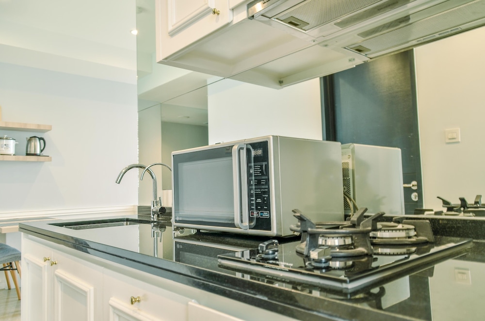 elegant 1br at branz bsd city apartment