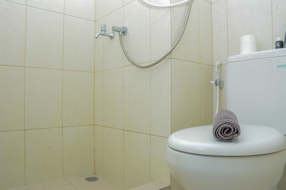 comfort studio at springlake summarecon apartment