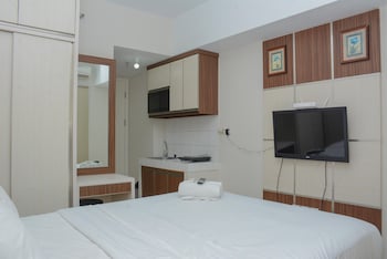 comfort studio at springlake summarecon apartment