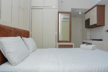 comfort studio at springlake summarecon apartment