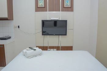 comfort studio at springlake summarecon apartment