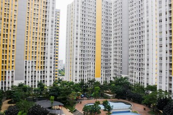 comfort studio at springlake summarecon apartment