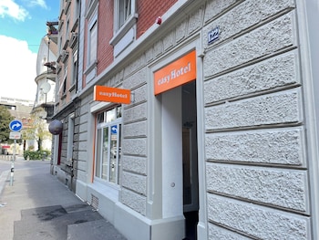 easyhotel zurich limmatplatz