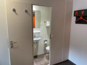easyhotel zurich limmatplatz