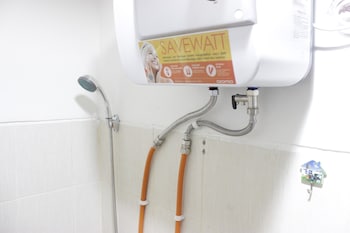 bright and comfy studio apartment at easton park residence jatinangor near unpad