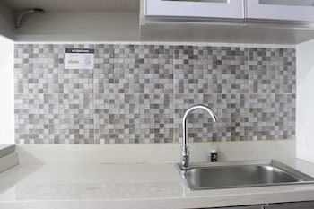 bright and comfy studio apartment at easton park residence jatinangor near unpad