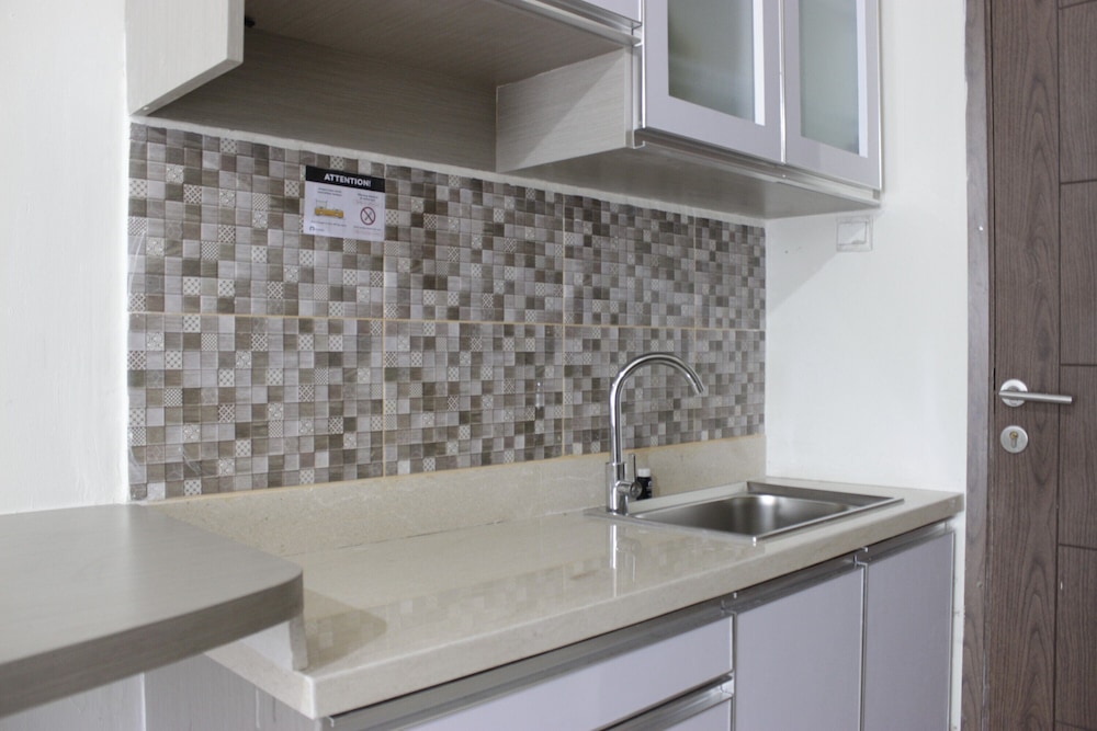 bright and comfy studio apartment at easton park residence jatinangor near unpad