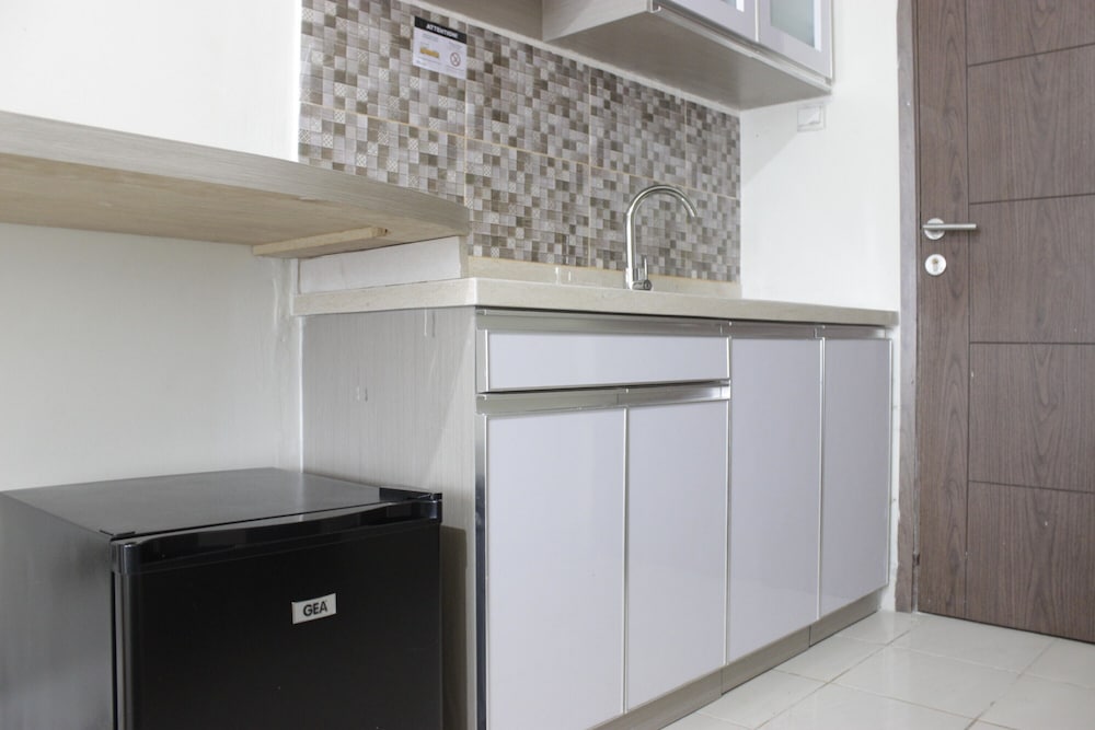 bright and comfy studio apartment at easton park residence jatinangor near unpad