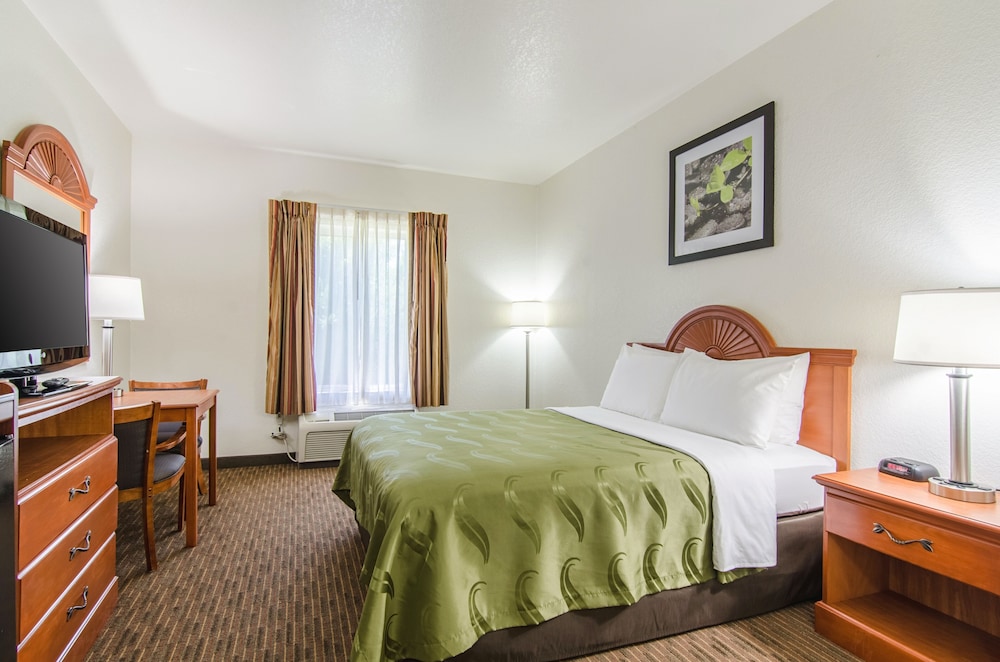 quality inn junction city near fort riley