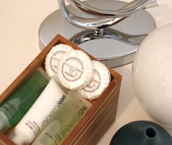 wrexham central stay apartment six