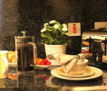 wrexham central stay apartment six