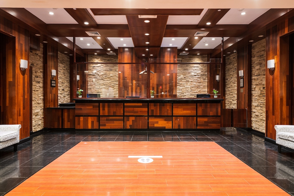 crowne plaza newark airport by ihg