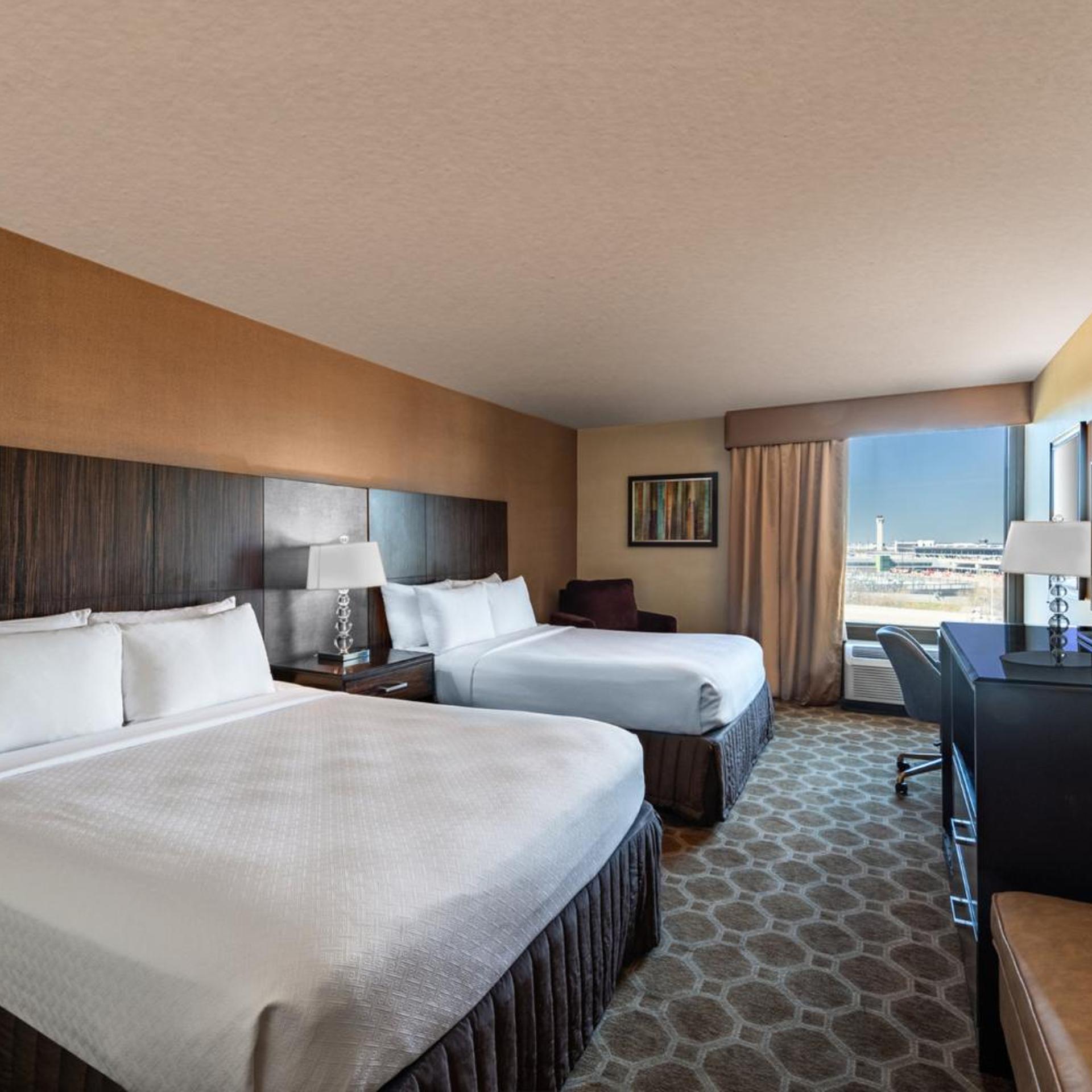 crowne plaza newark airport by ihg