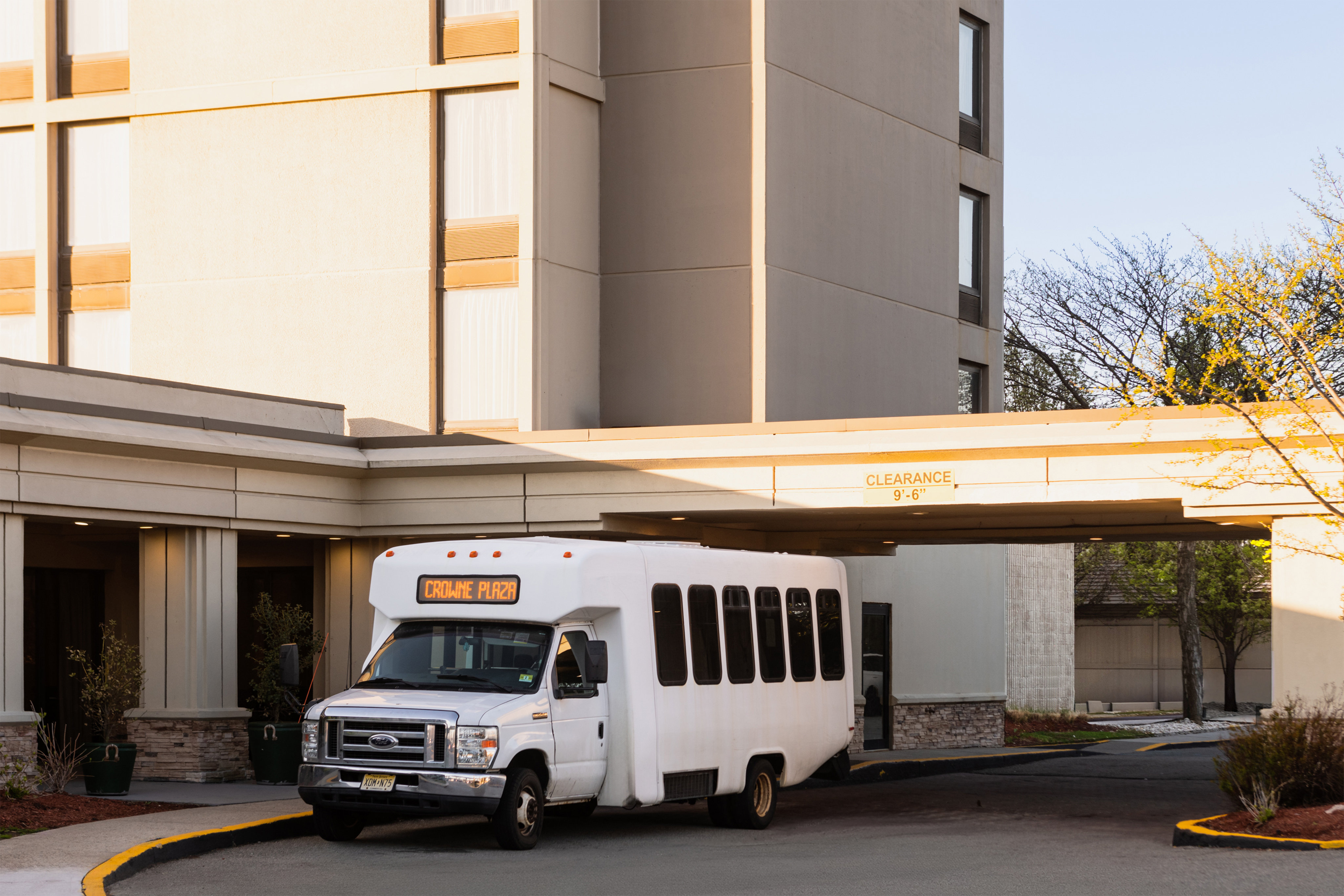 crowne plaza newark airport by ihg