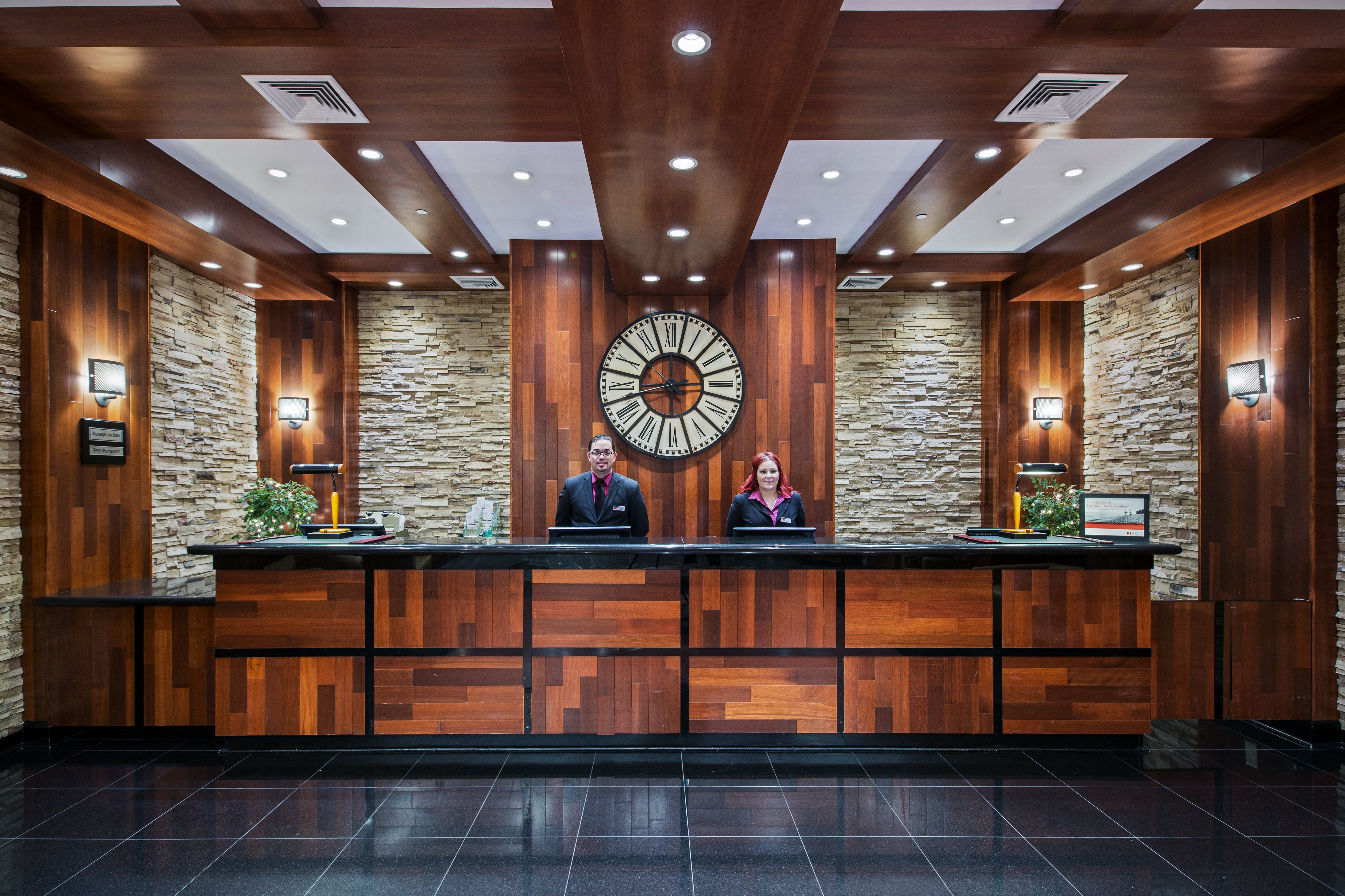 crowne plaza newark airport by ihg