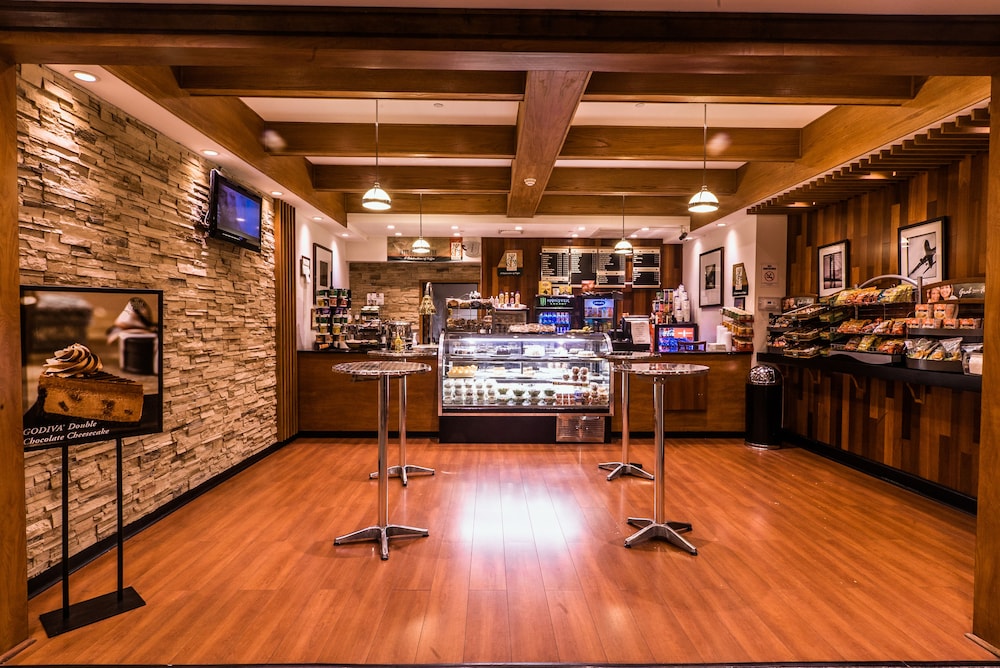 crowne plaza newark airport by ihg