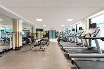 Crowne Plaza Newark Airport By Ihg,New Jersey>>Elizabeth,4 star