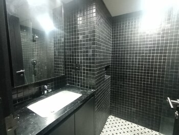 cozy the h residence by bonzela property