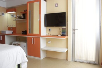 Cozy Studio Apartment At The Jarrdin Near Cihampelas Walk,,0 star