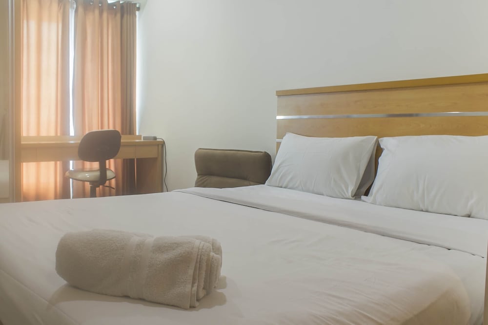 comfy and homey studio room at grand kamala lagoon apartment