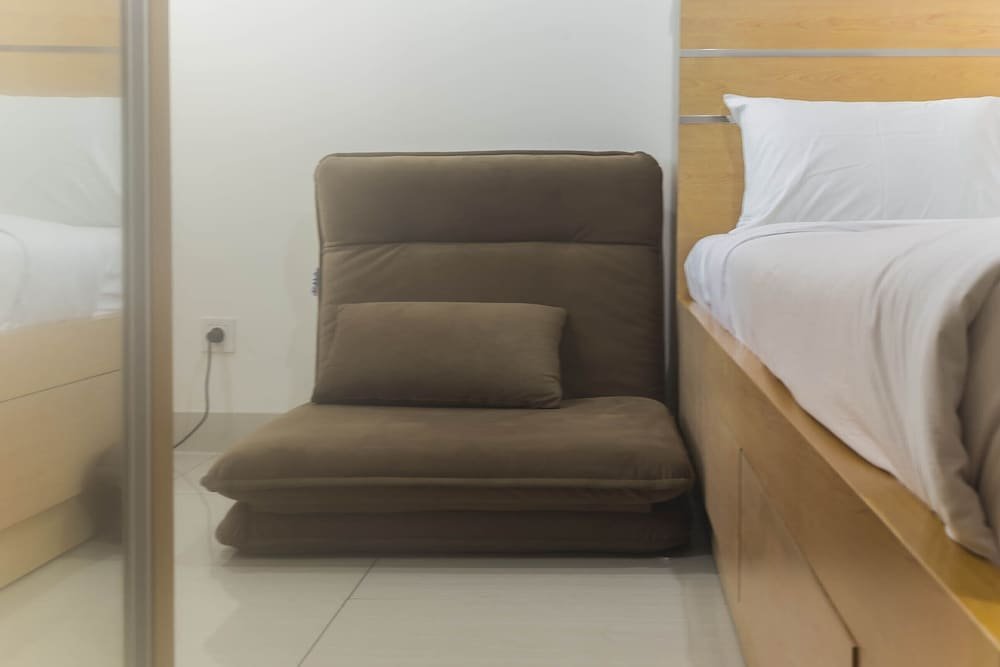 comfy and homey studio room at grand kamala lagoon apartment