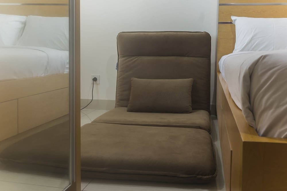 comfy and homey studio room at grand kamala lagoon apartment