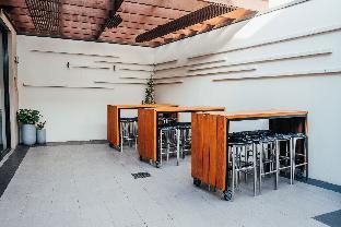 mill hotel milperra panania