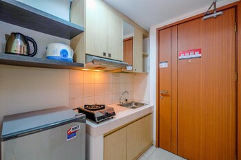 homey and simply studio room at margonda residence 3 apartment