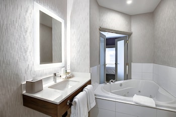 holiday inn express airport calgary by ihg