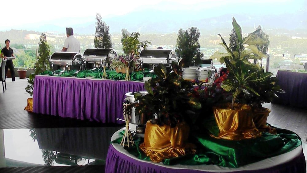 courtyard hotel 1borneo