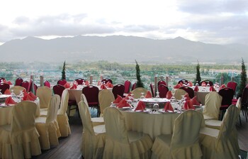 courtyard hotel 1borneo