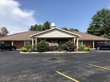 the tompkinsville inn