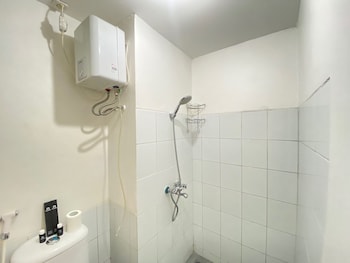 cozy studio room at grand asia afrika apartment