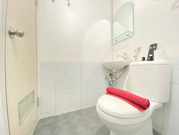 cozy studio room at grand asia afrika apartment