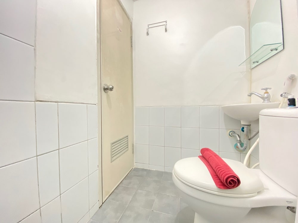 cozy studio room at grand asia afrika apartment