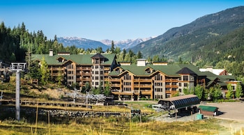 first tracks lodge