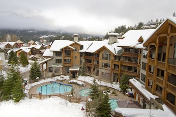 first tracks lodge