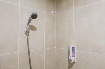 scenic modern 2br apartment at trillium residence