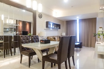 scenic modern 2br apartment at trillium residence