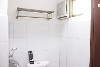 strategic and relaxing 2br at gateway apartment ahmad yani cicadas