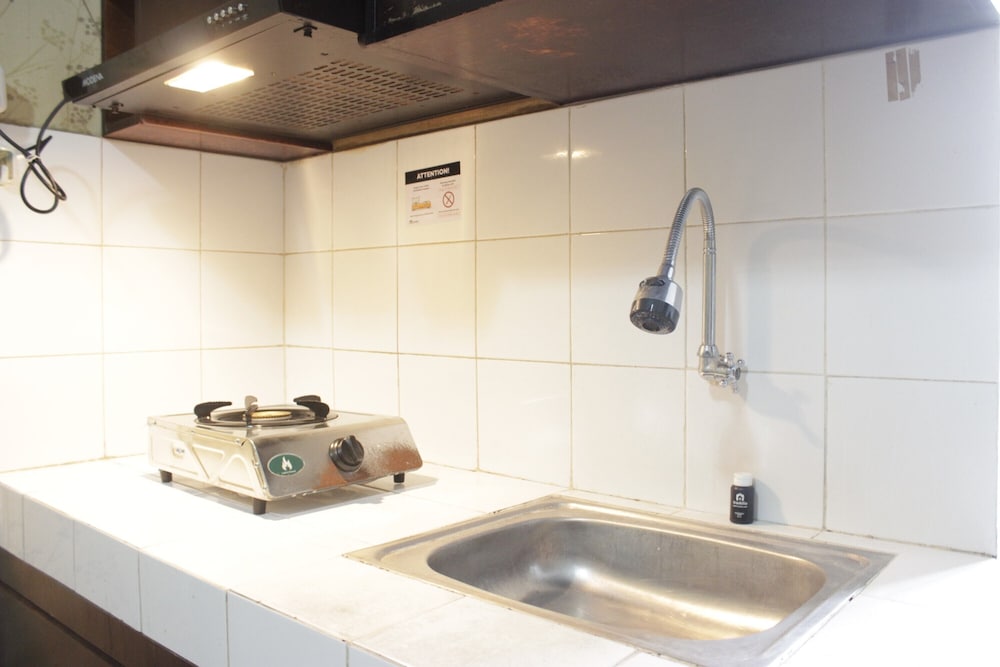 strategic and relaxing 2br at gateway apartment ahmad yani cicadas