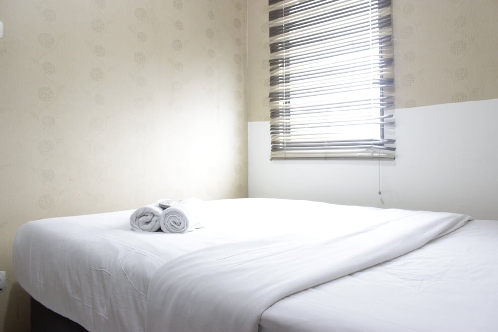 strategic and relaxing 2br at gateway apartment ahmad yani cicadas