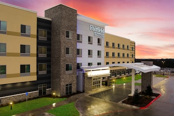 fairfield inn and suites by marriott dallas mckinney