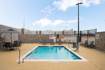 fairfield inn and suites by marriott dallas mckinney