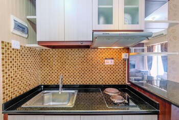 warm and nice studio apartment at taman melati margonda