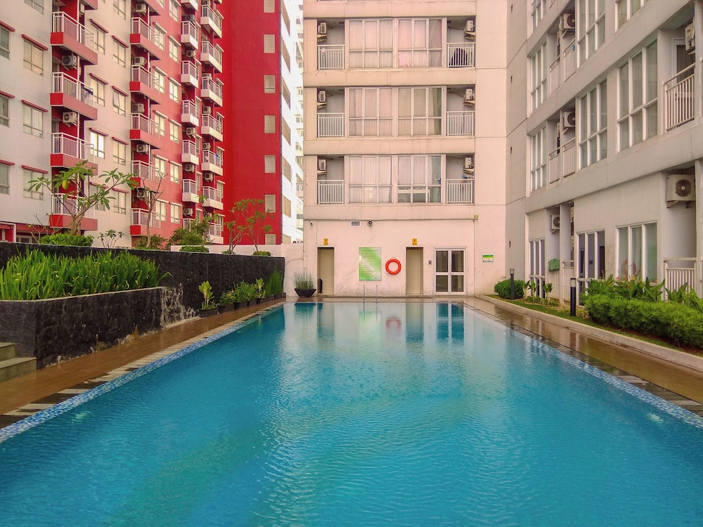 warm and nice studio apartment at taman melati margonda