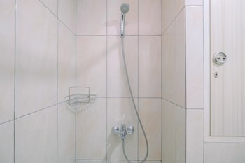 fully furnished with comfy design studio grand kamala lagoon apartment
