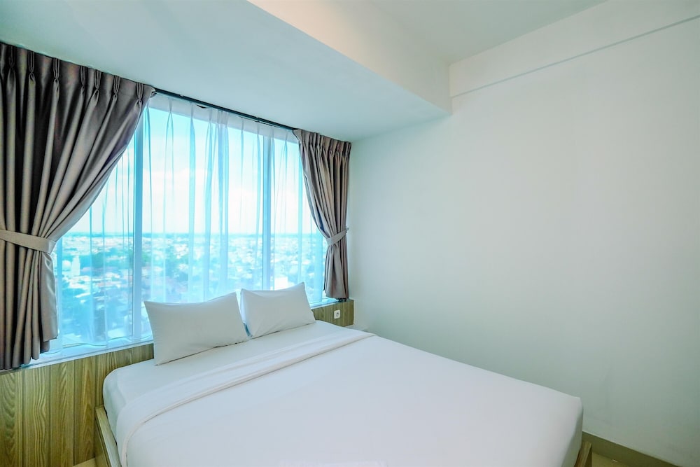 fully furnished with comfy design studio grand kamala lagoon apartment